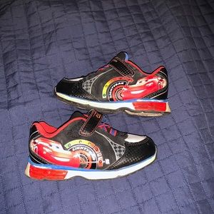 GUC boys Cars Light Up Sneakers